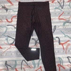 Lorna Jane Capri leggings